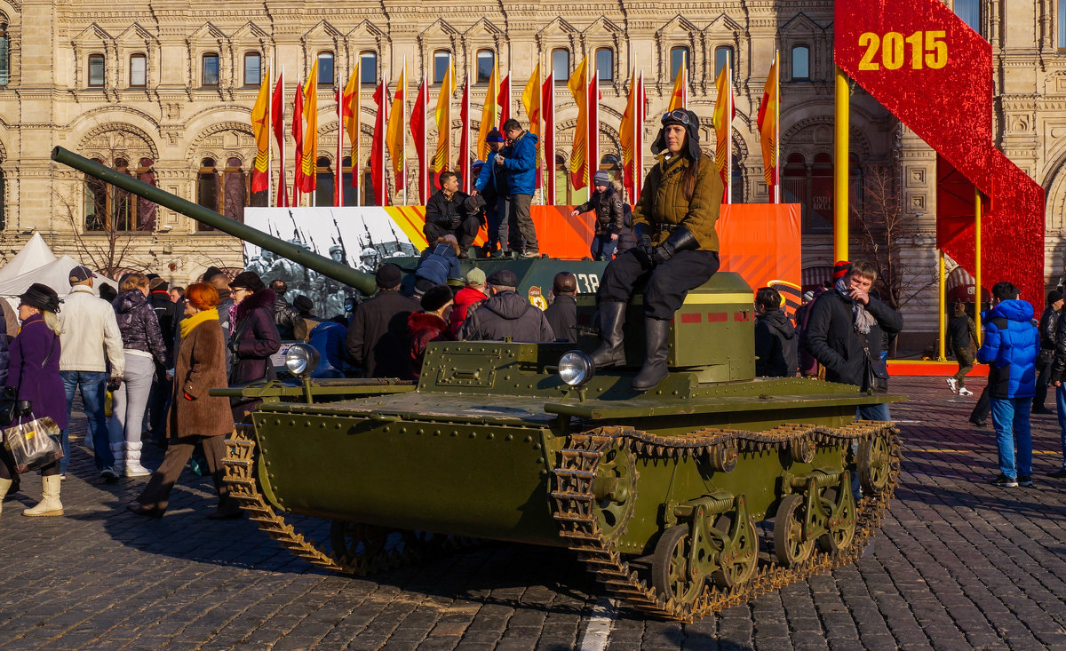 Выставка военной техники времен Великой Отечественной войны - Андрей Воробьев