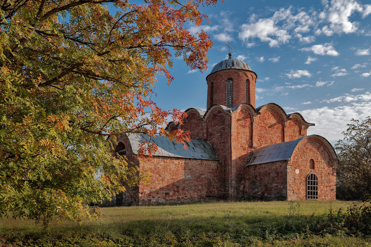 Церковь Спаса Преображения на Ковалеве, 14 век - Евгений Никифоров