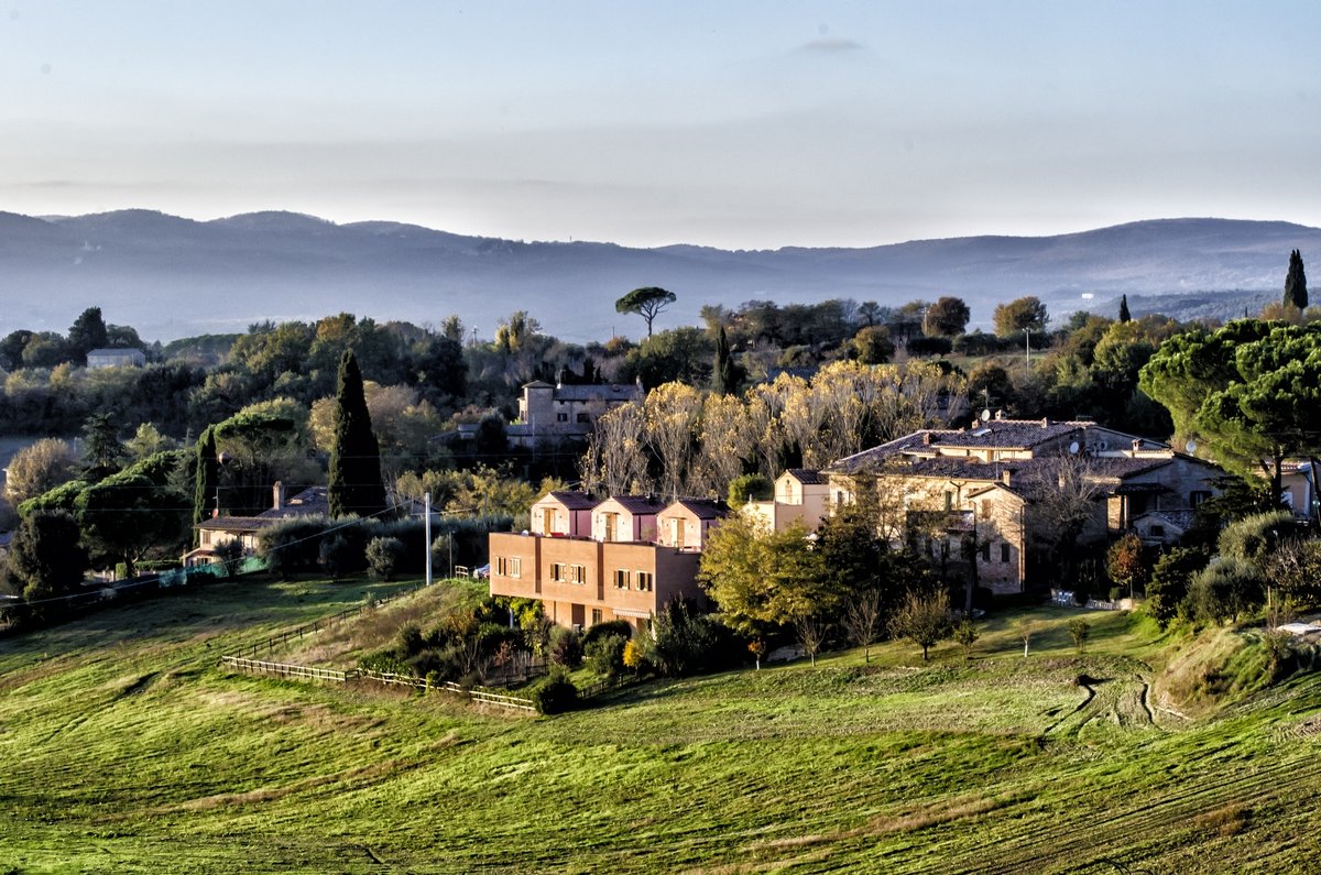 Autumn in Tuscany - Dmitry Ozersky