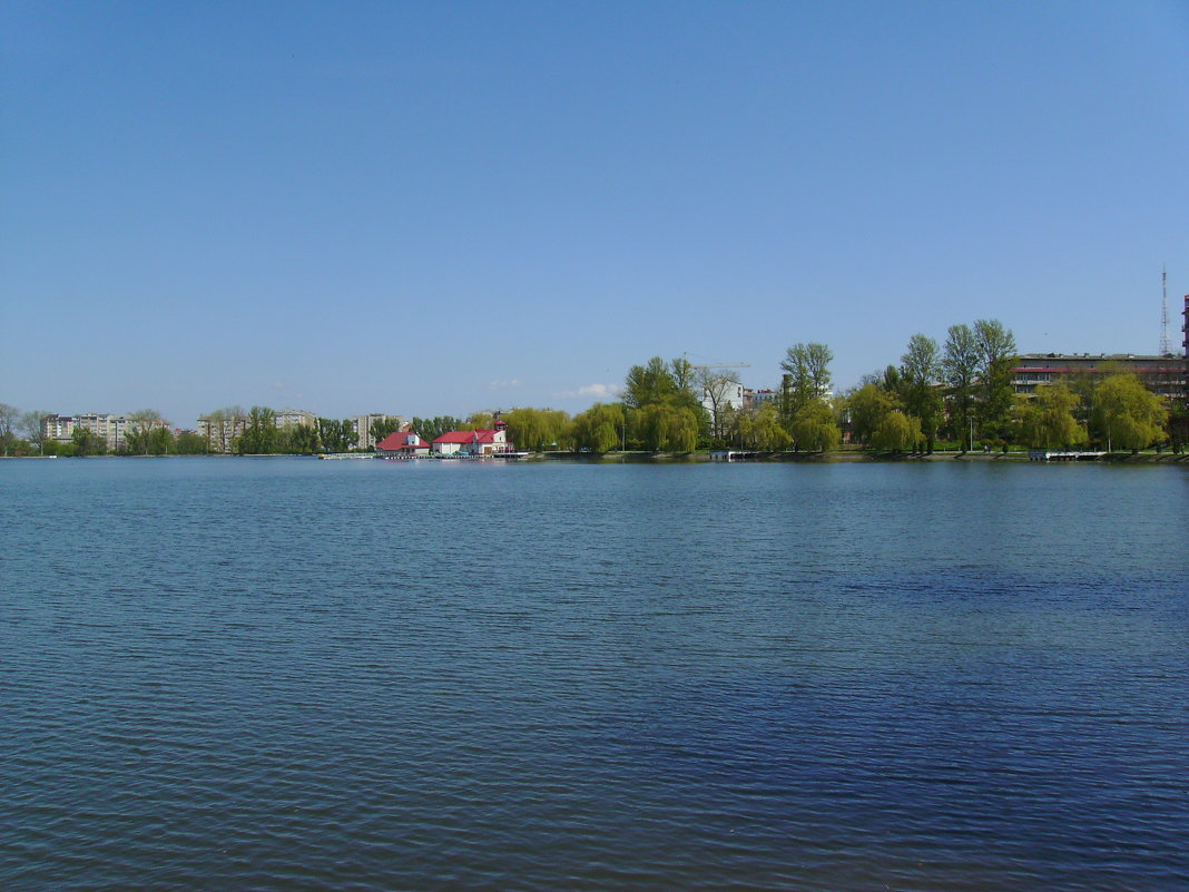 Городское  озеро  Ивано - Франковска - Андрей  Васильевич Коляскин