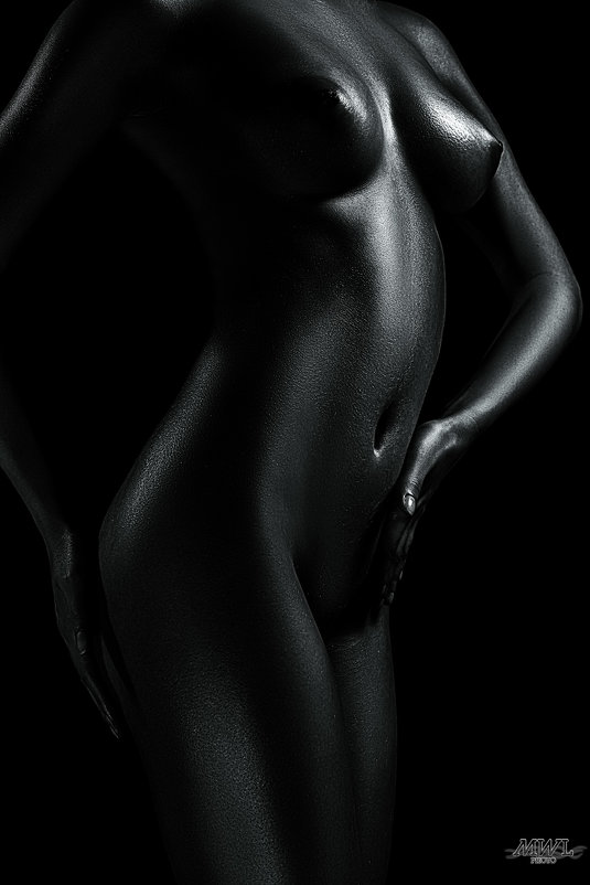 Nude - Евгений MWL Photo