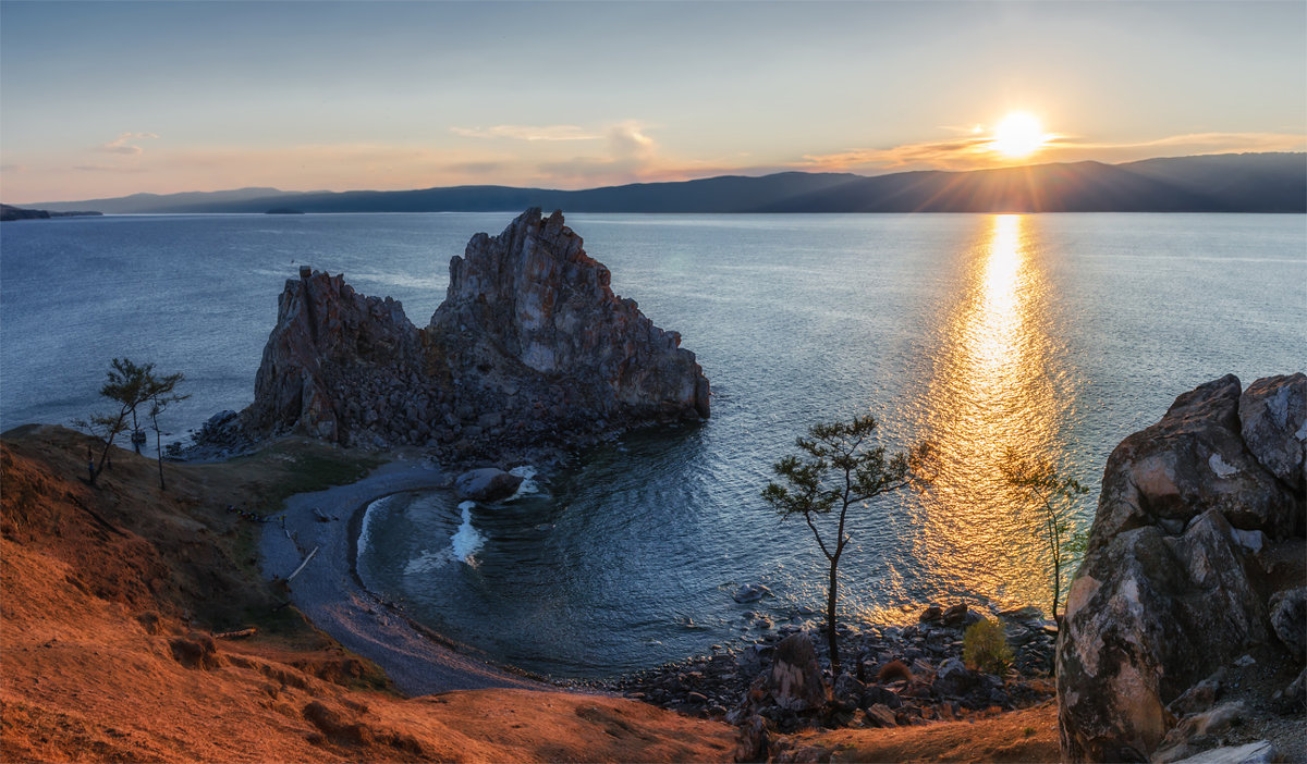 Шаманка Байкал Ольхон закат