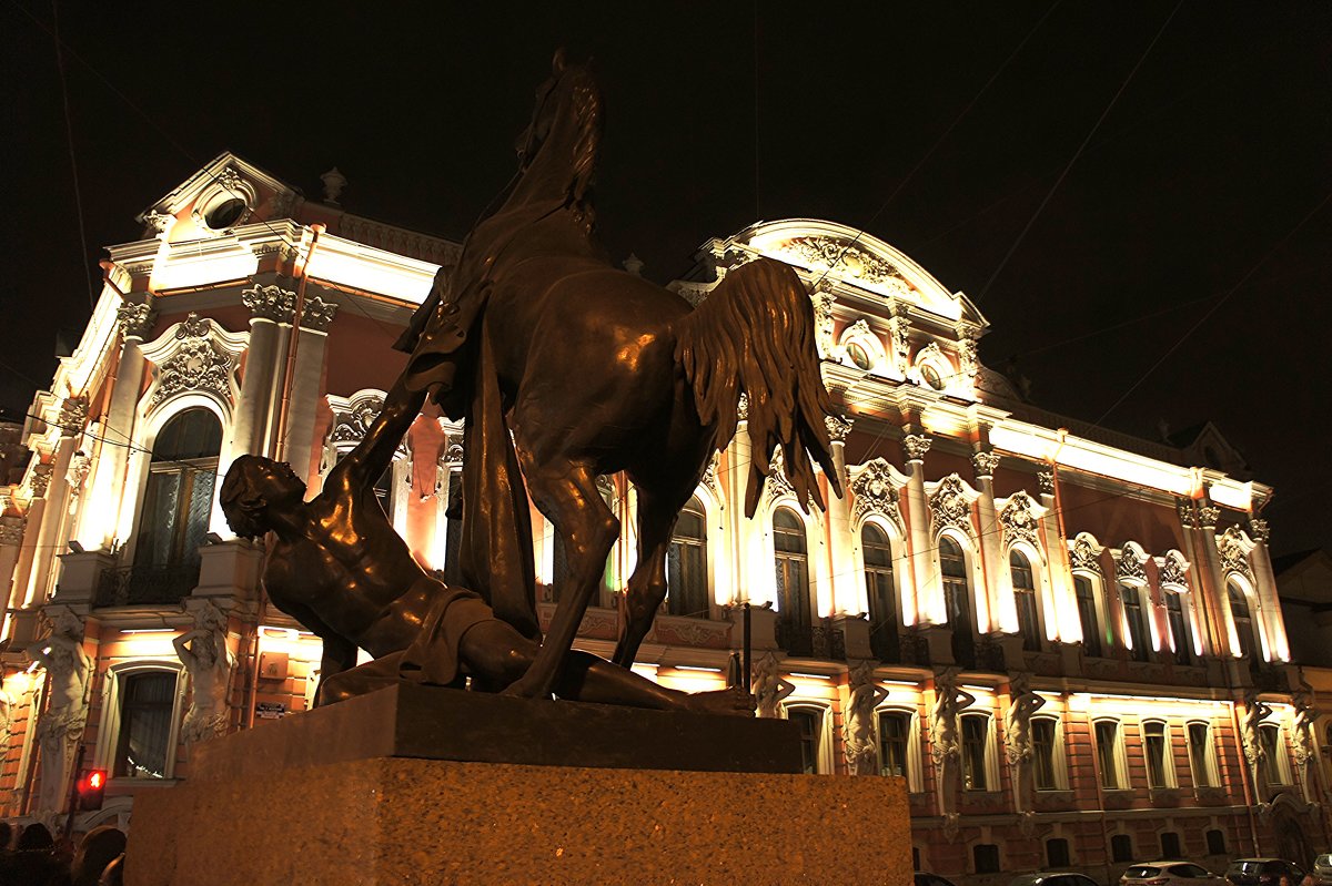 "Покорение коня человеком". П. Клодт - Елена Павлова (Смолова)