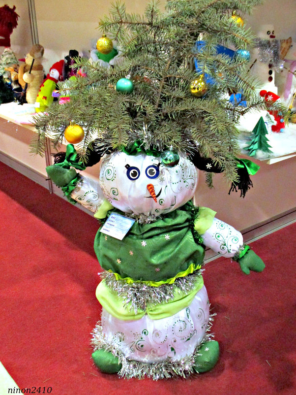 На выставке креативных снеговиков - Нина Бутко