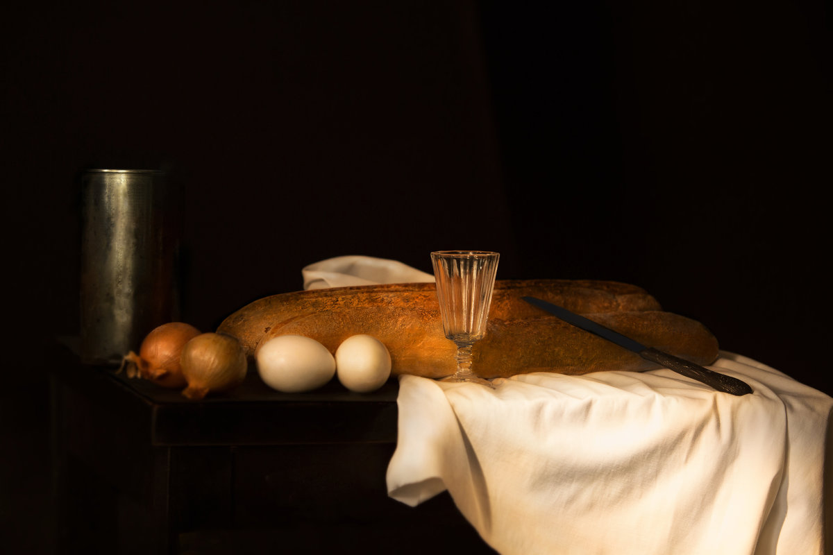 Натюрморт с хлебом и яйцами - Ivan Pavlov