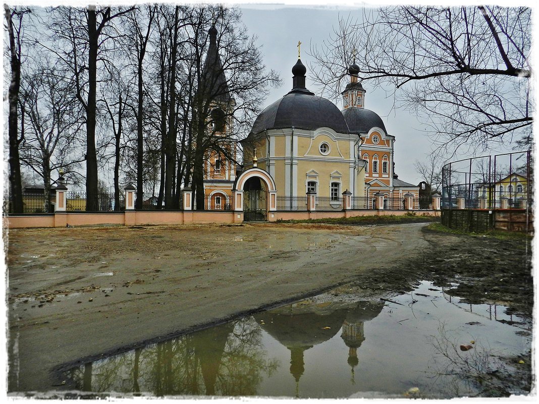 Успенская церковь в Сергиевом Посаде - Natalia Mihailova