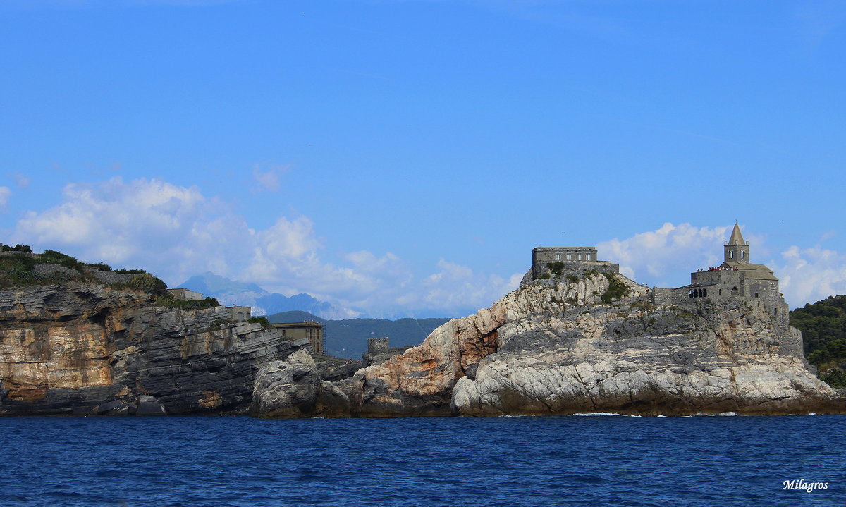 Italy . Cinque Terre - Milagros 