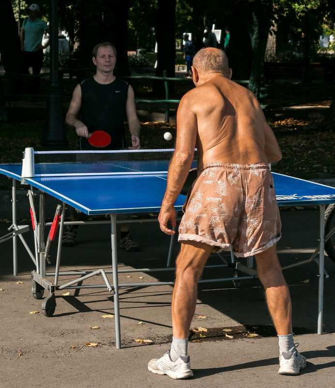 Тенис в парке - Евгений Поляков