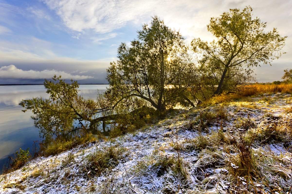 Берег озера Куяш. Первый снег - Мария Кухта
