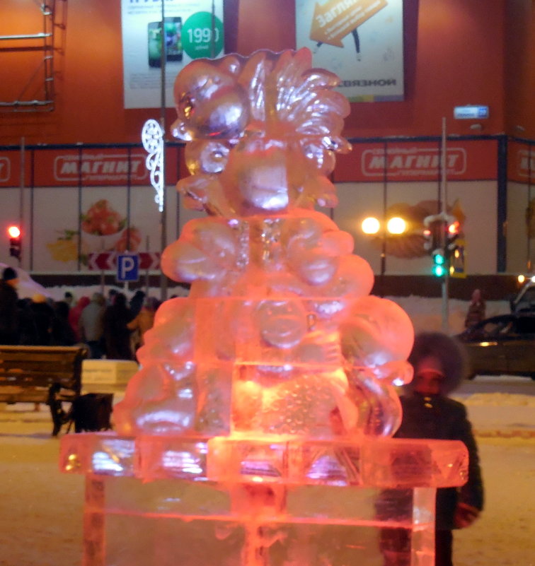 Ледяная "огненная" обезьянка - символ Нового года в Нягани - Наталья Пендюк Пендюк