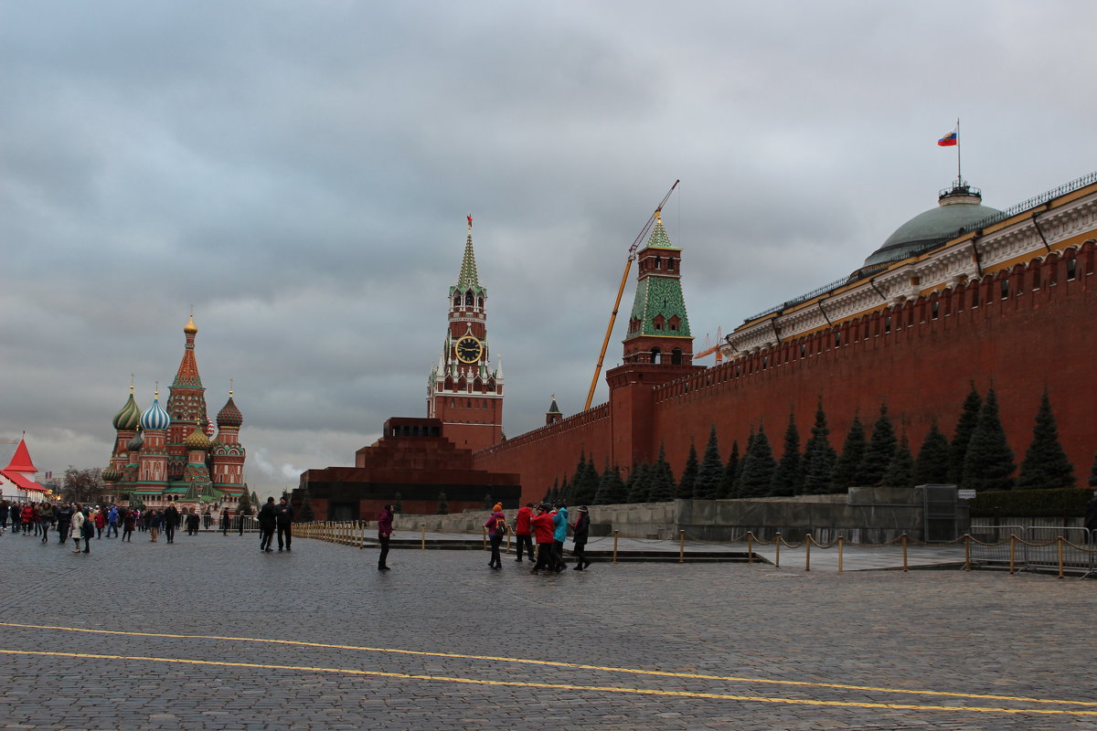 Красная площадь - Людмила Монахова