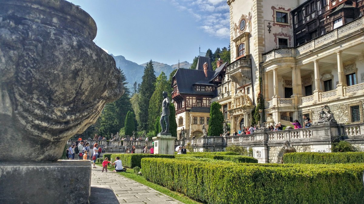 Peleș Castle - Vadim Zharkov