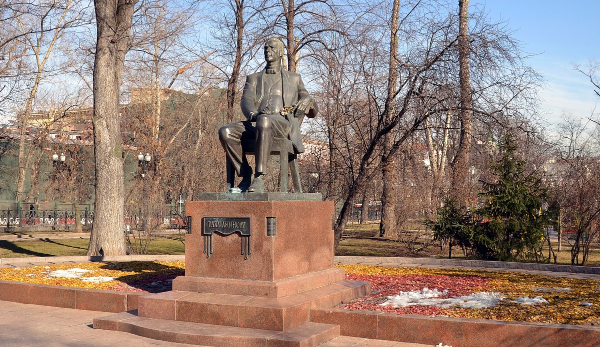 Памятник Сергею Рахманинову на Сретинском бульваре - Владимир Болдырев