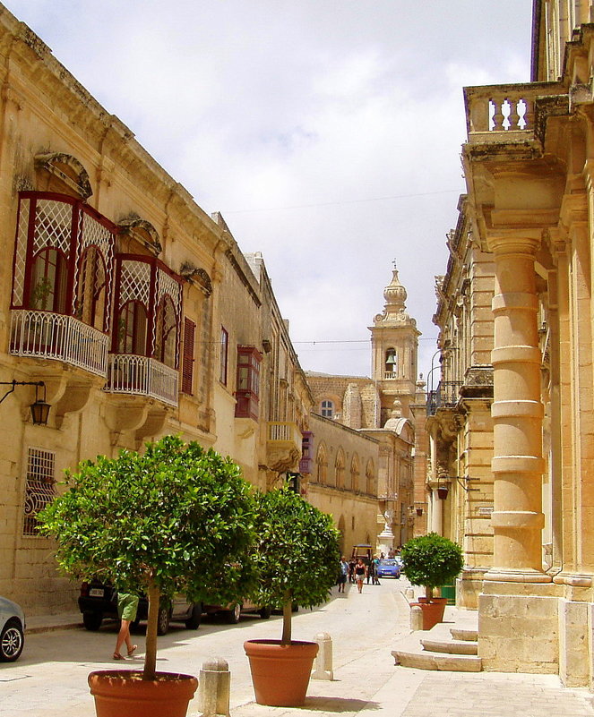 Центральная улица древней Мдины. Мальта - Лара Амелина