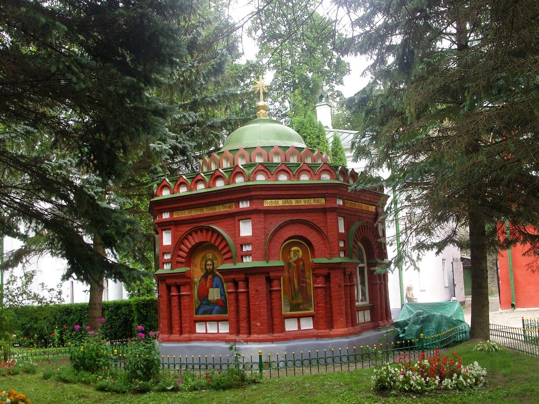 Источник Псково-Печерского монастыря - Виктор Мухин
