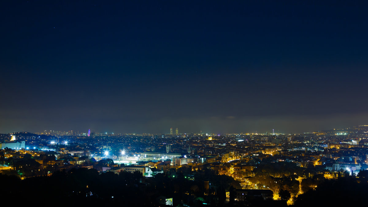Барселона ночью - Aleh Nekipelau