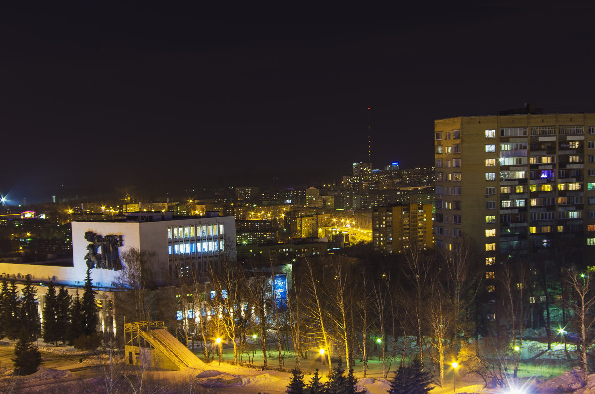 Огни ночного города - Владимир Максимов