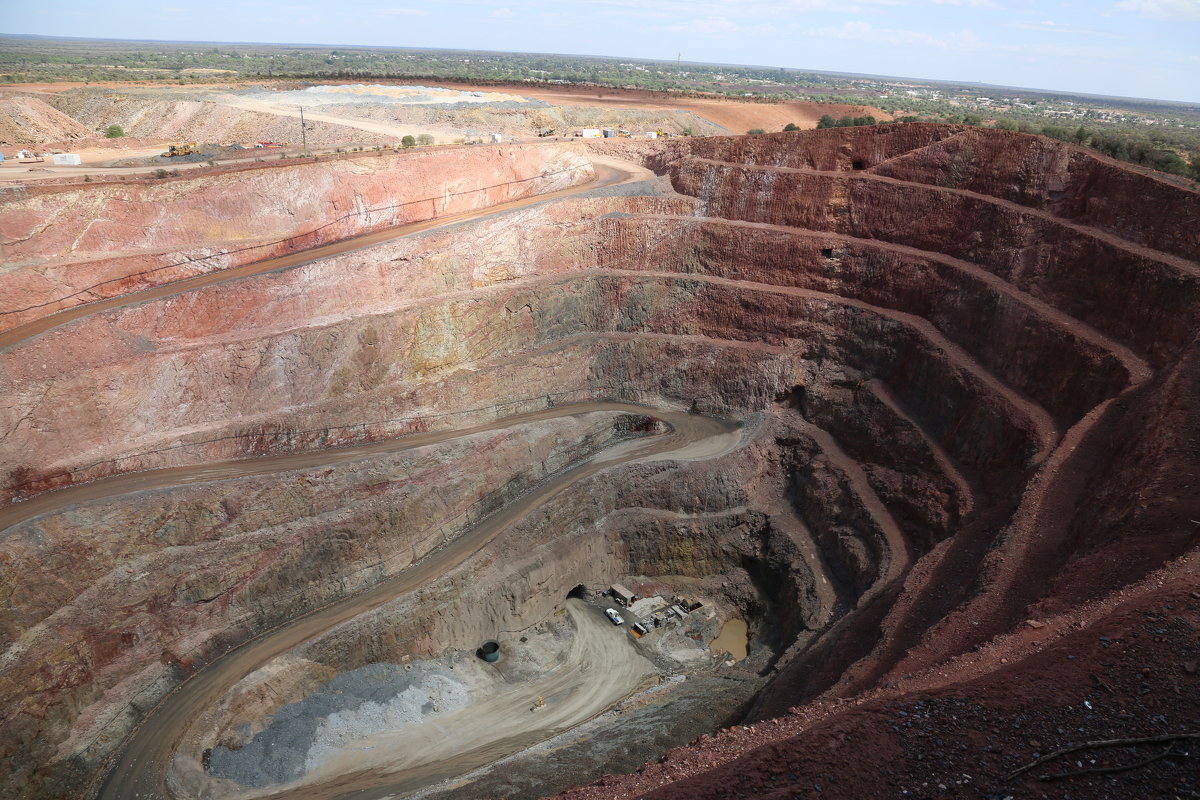Добыча медной руды в Австралии - Антонина 