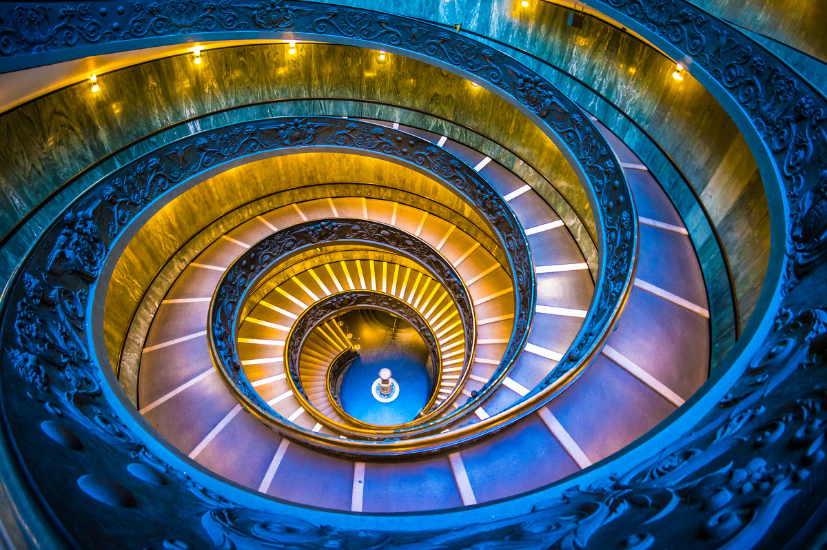 Лестница Момо в Ватикане (вид сверху). Из серии "VATICAN" - Ашот ASHOT Григорян GRIGORYAN
