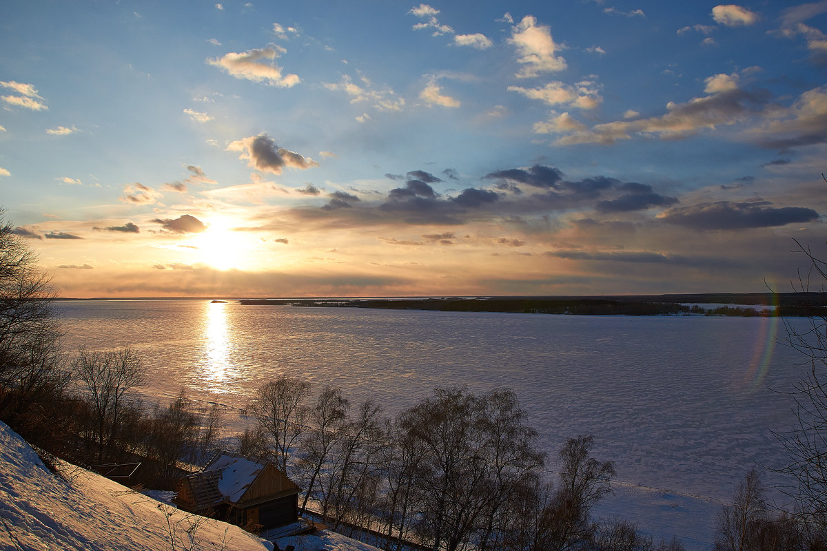 скованная льдом Волга - Седа Ковтун