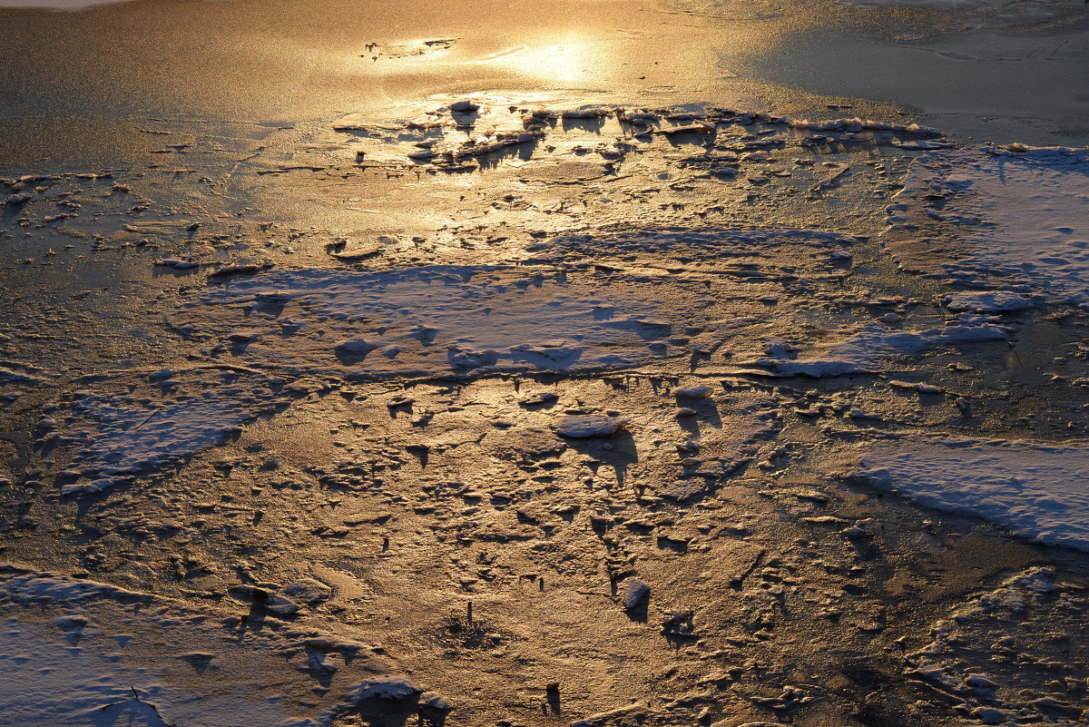 Марсианский пейзаж последнего льда. - Юрий Скрипченков 