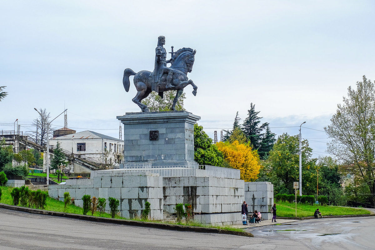 Памятник царю Давиду-Строителю - Сергей Михайлов