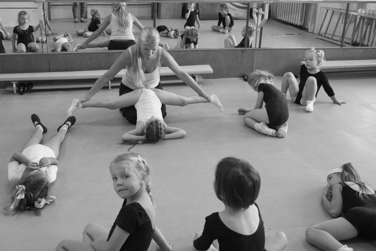 занятия в танцевальной студии - Irina Zubkova