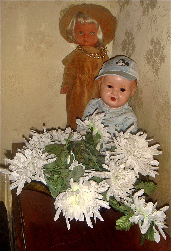 Старые куклы сегодня - Нина Корешкова