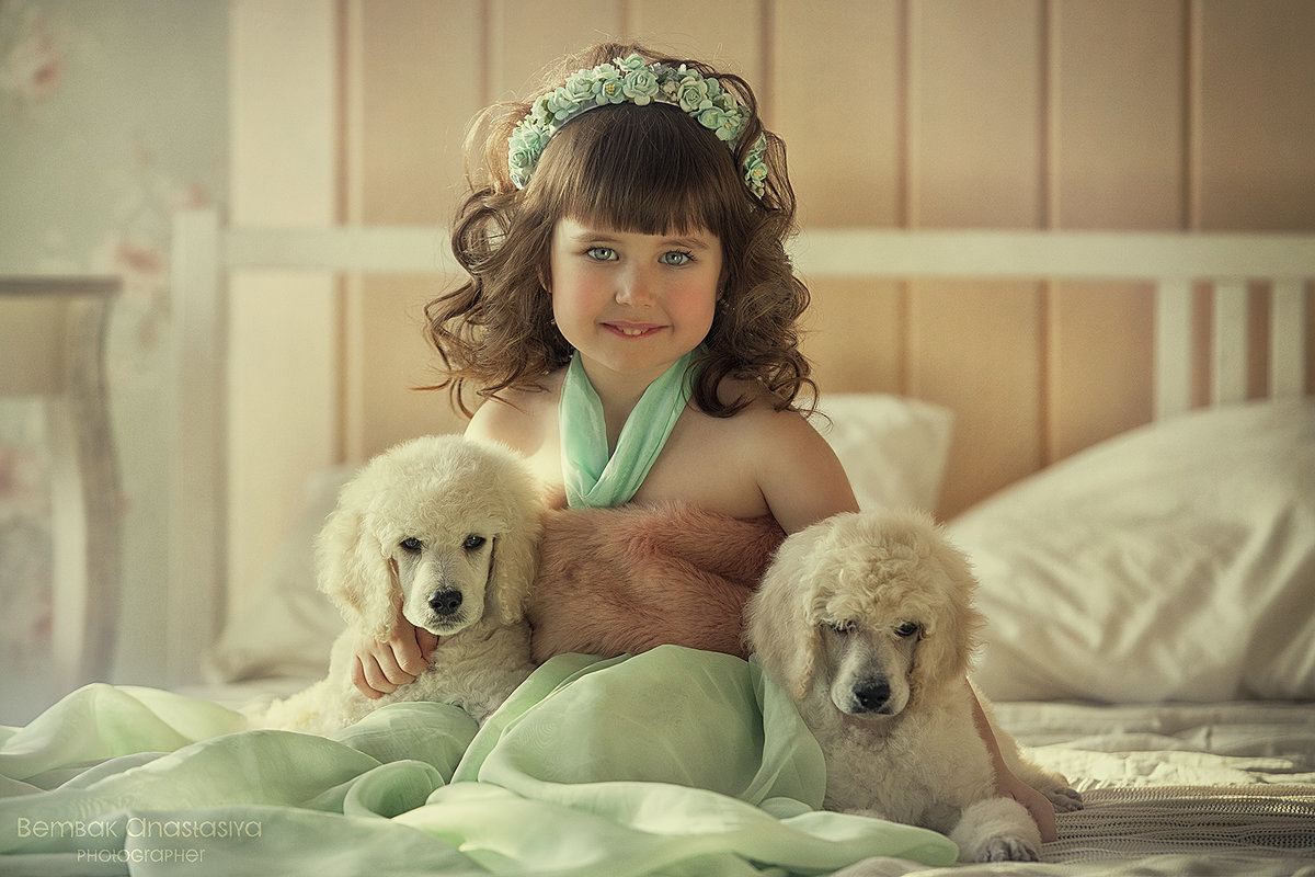 Девочка с щенками - Анастасия Бембак