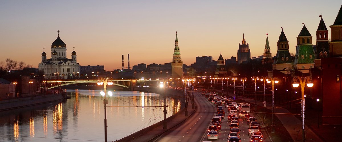 Москва, вечер, вид на Кремль - Svetlana Shalatonova