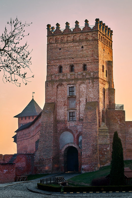 Старый замок - Сергей 
