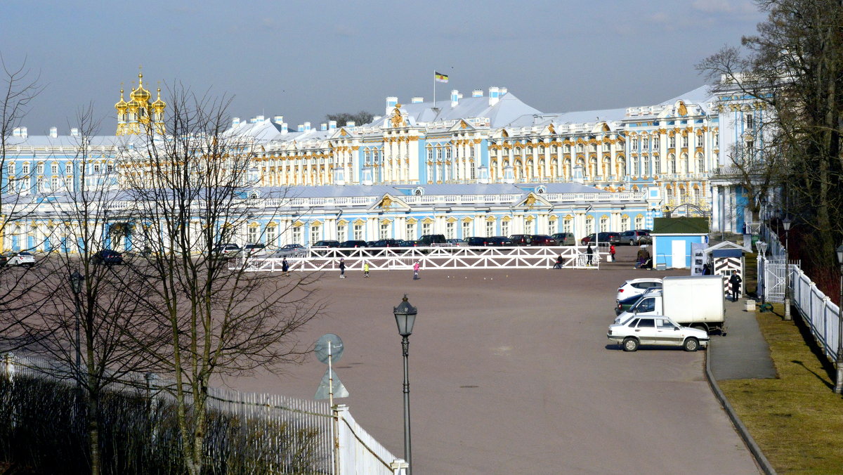 Екатерининский дворец со стороны Треугольной площади - Сергей 