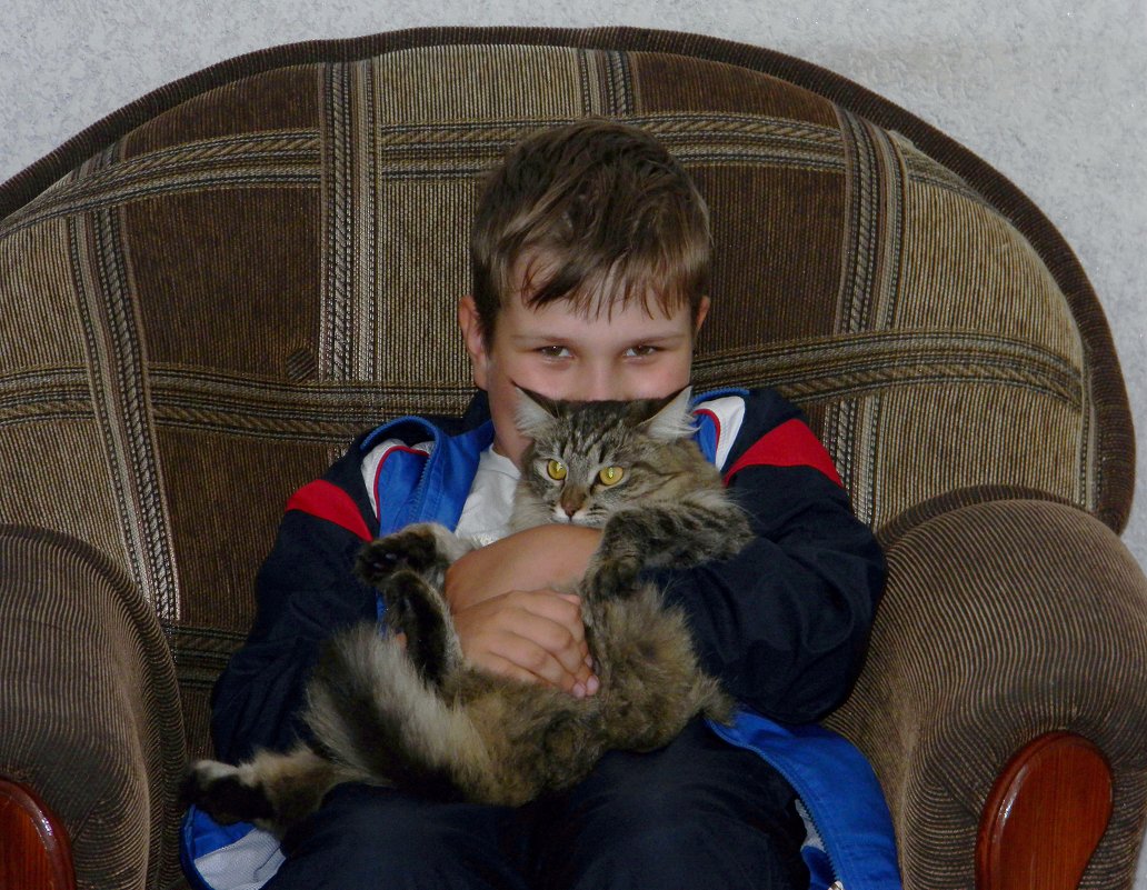 Мальчик с котом - Вера Щукина