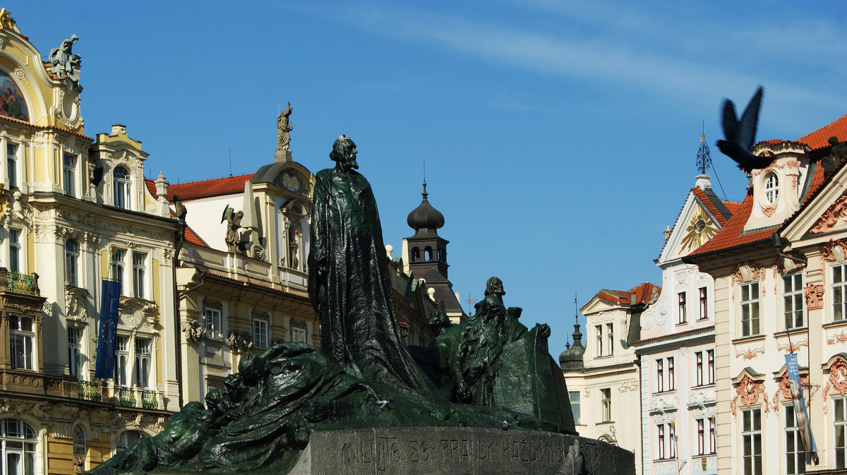 Прага.Памятник Яну Гусу - Galina Belugina