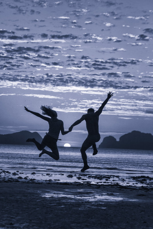 танцы на закате...пляж Лас Габанас - Надежда Шемякина