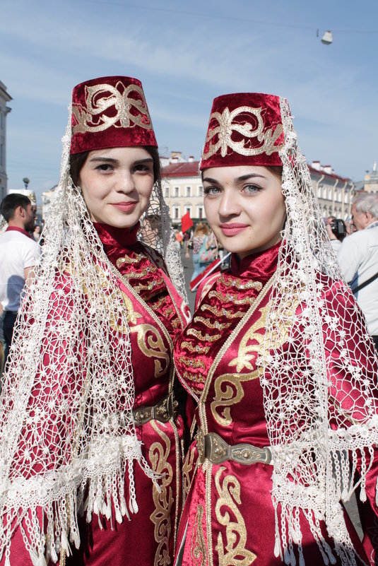 Артистки - Людмила Волдыкова