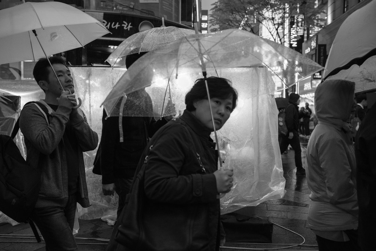 rainy Seoul (неореалистическая отстраненная 6-8) - Sofia Rakitskaia