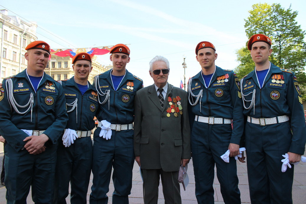 Воины разных поколений - Вера Моисеева