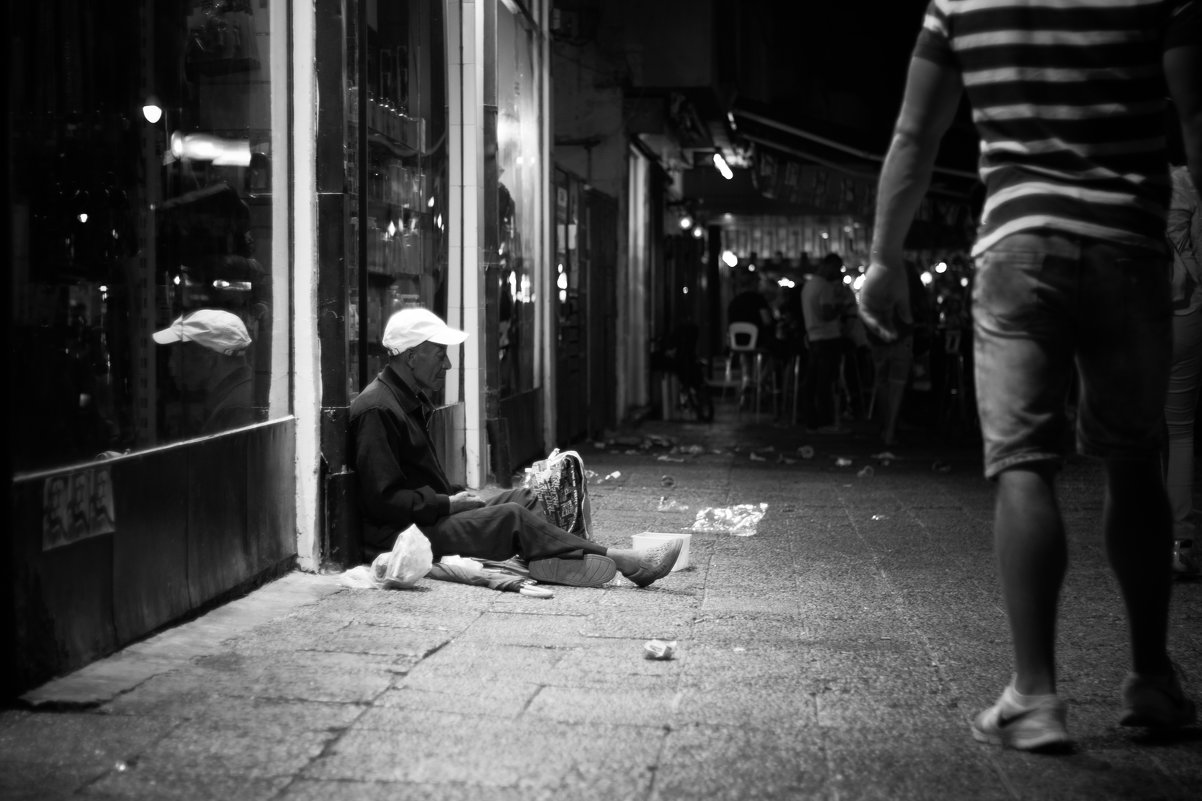 homeless - Pavel Slusar