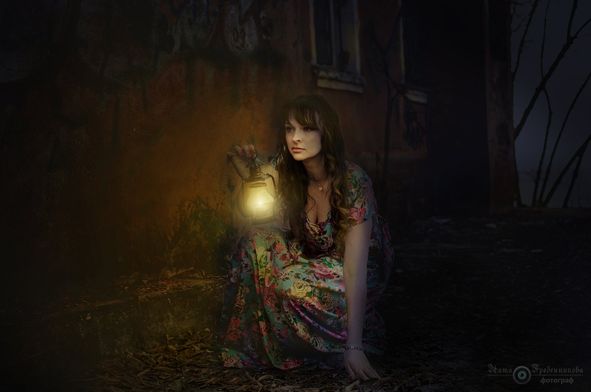 Девушка с фонарём - Nata Grebennikova