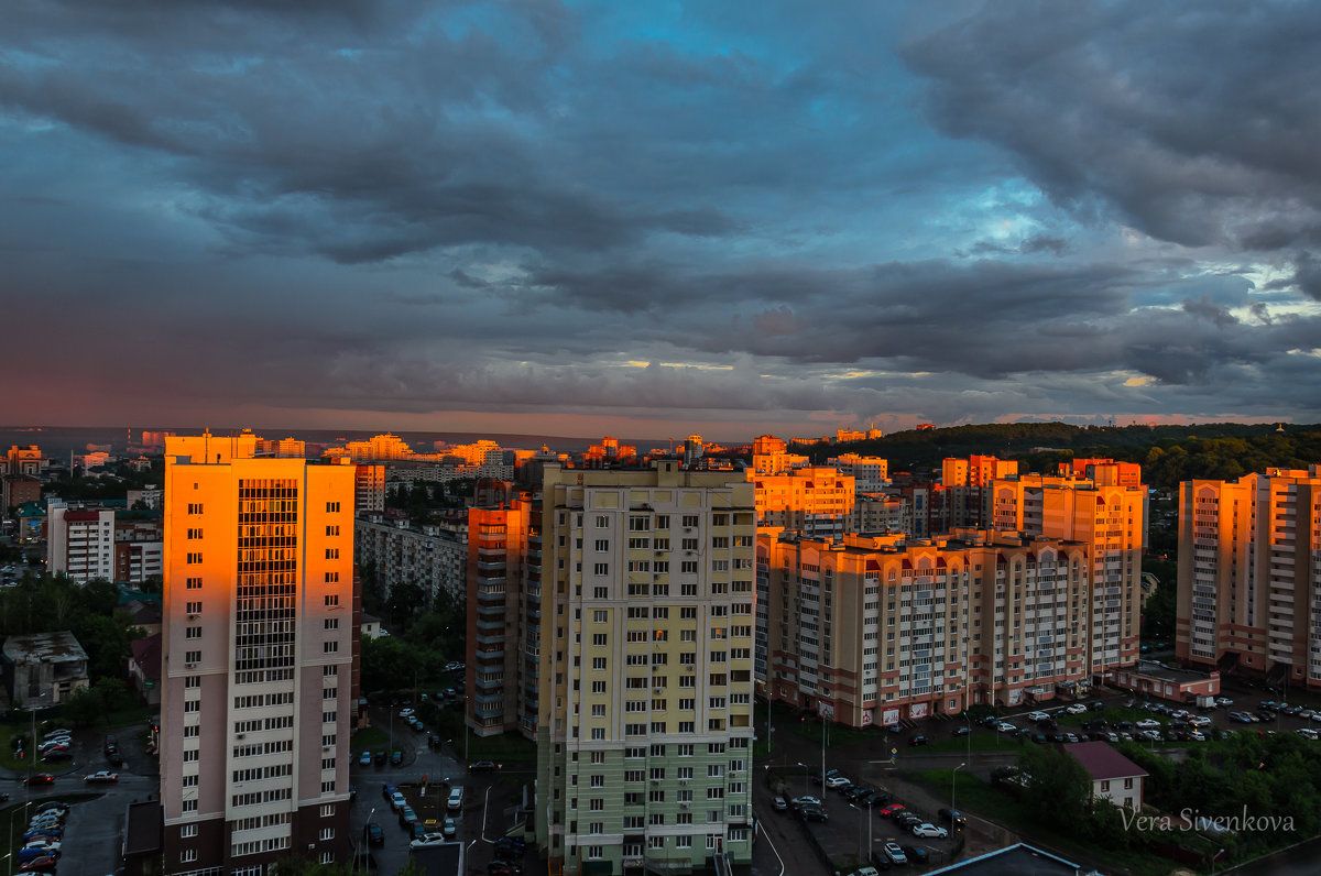 В лучах заката - Вера 