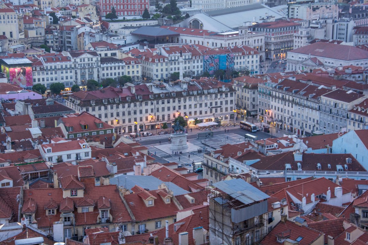 Площадь Фигейра в Лиссабоне - Константин Шабалин