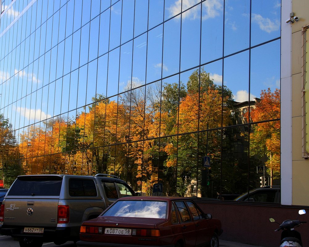 Осень в  окнах.... - Валерия  Полещикова 