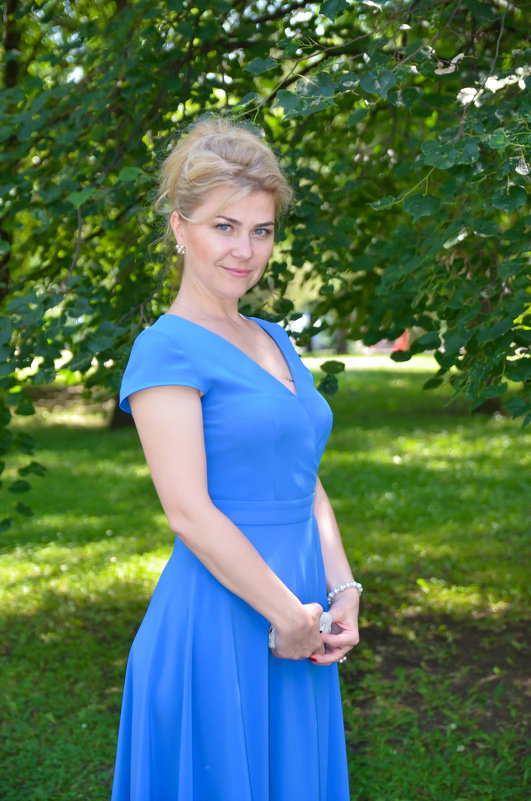 Фотосессия в синем платье - Сергей Тагиров