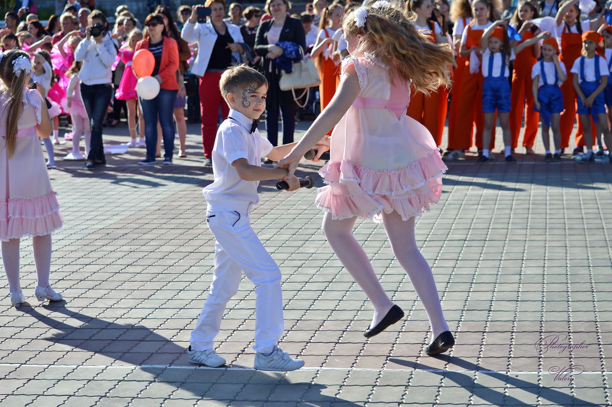 Большие танцы - Валерий Лазарев