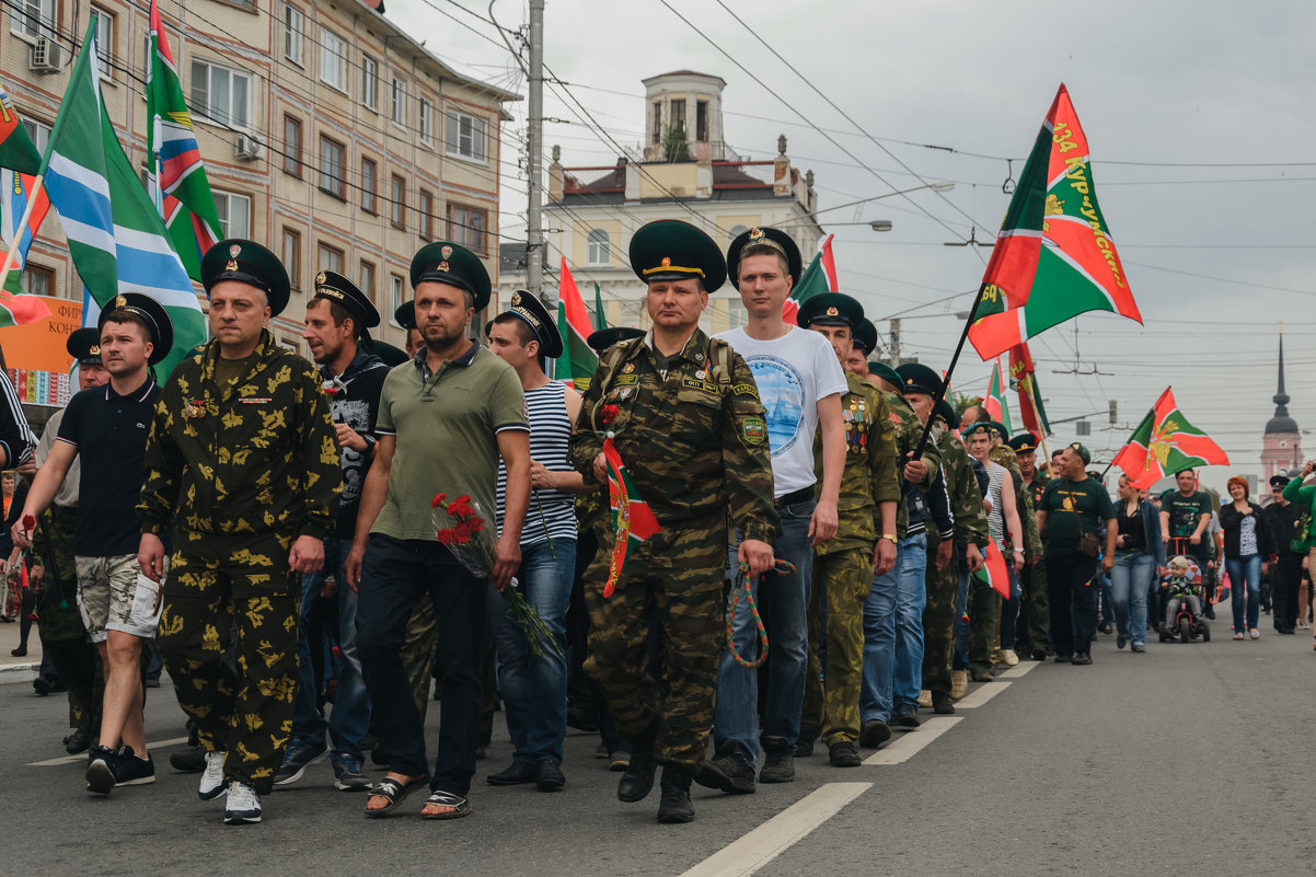 Парад 28 мая 2016 - Николай Невзоров