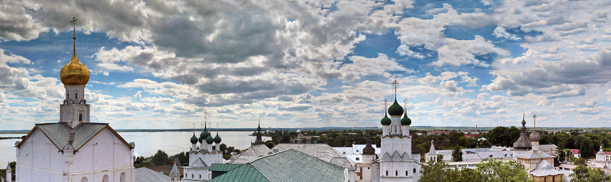 Панорама с башни Ростовского кремля - Евгений Голубев