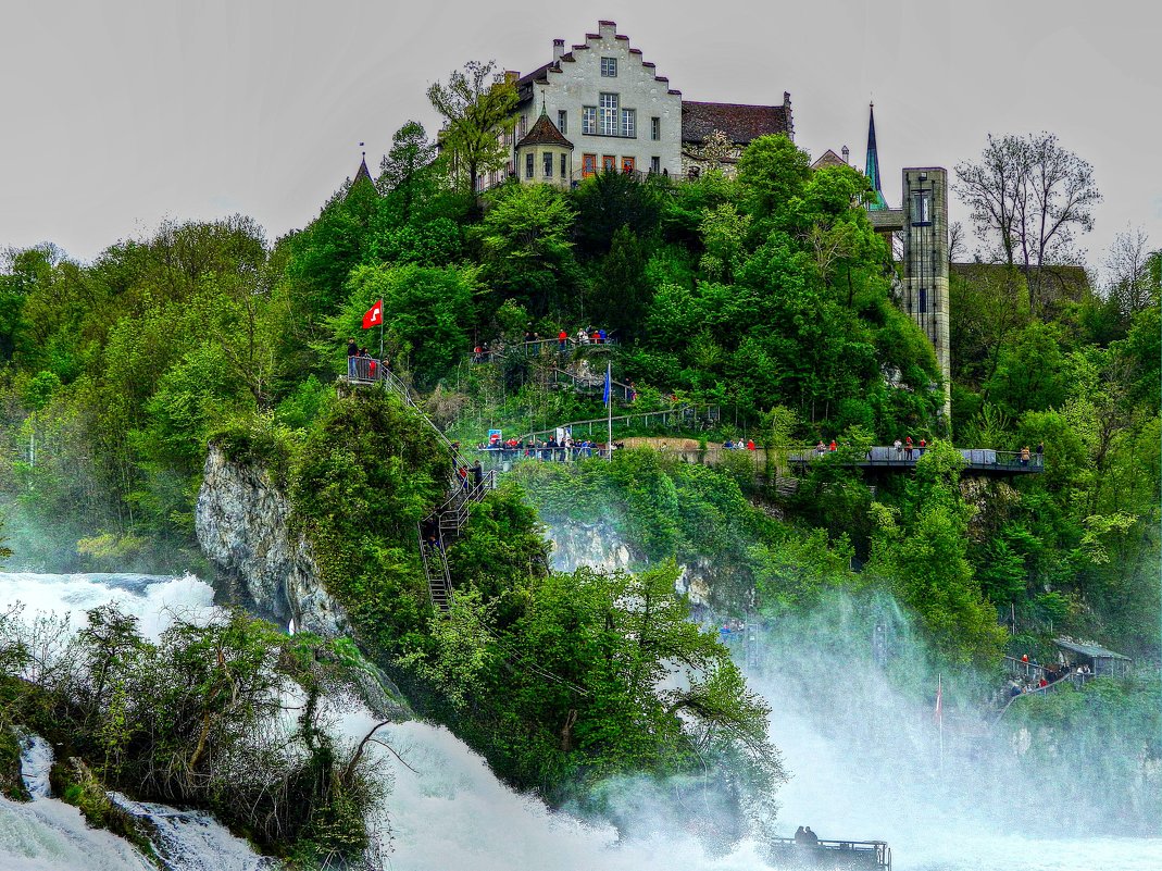 Рейнский водопад и замок Лауфен - Александр Корчемный