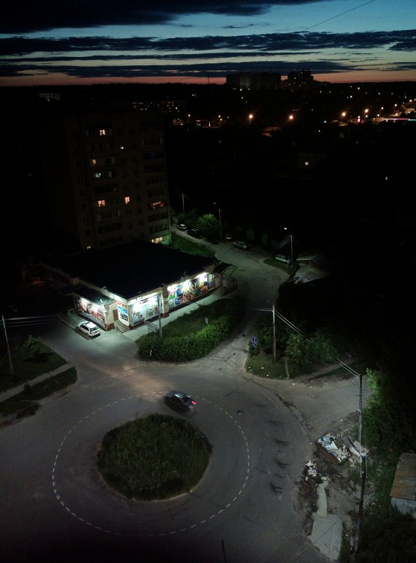 Район ночью - Николай Филоненко 