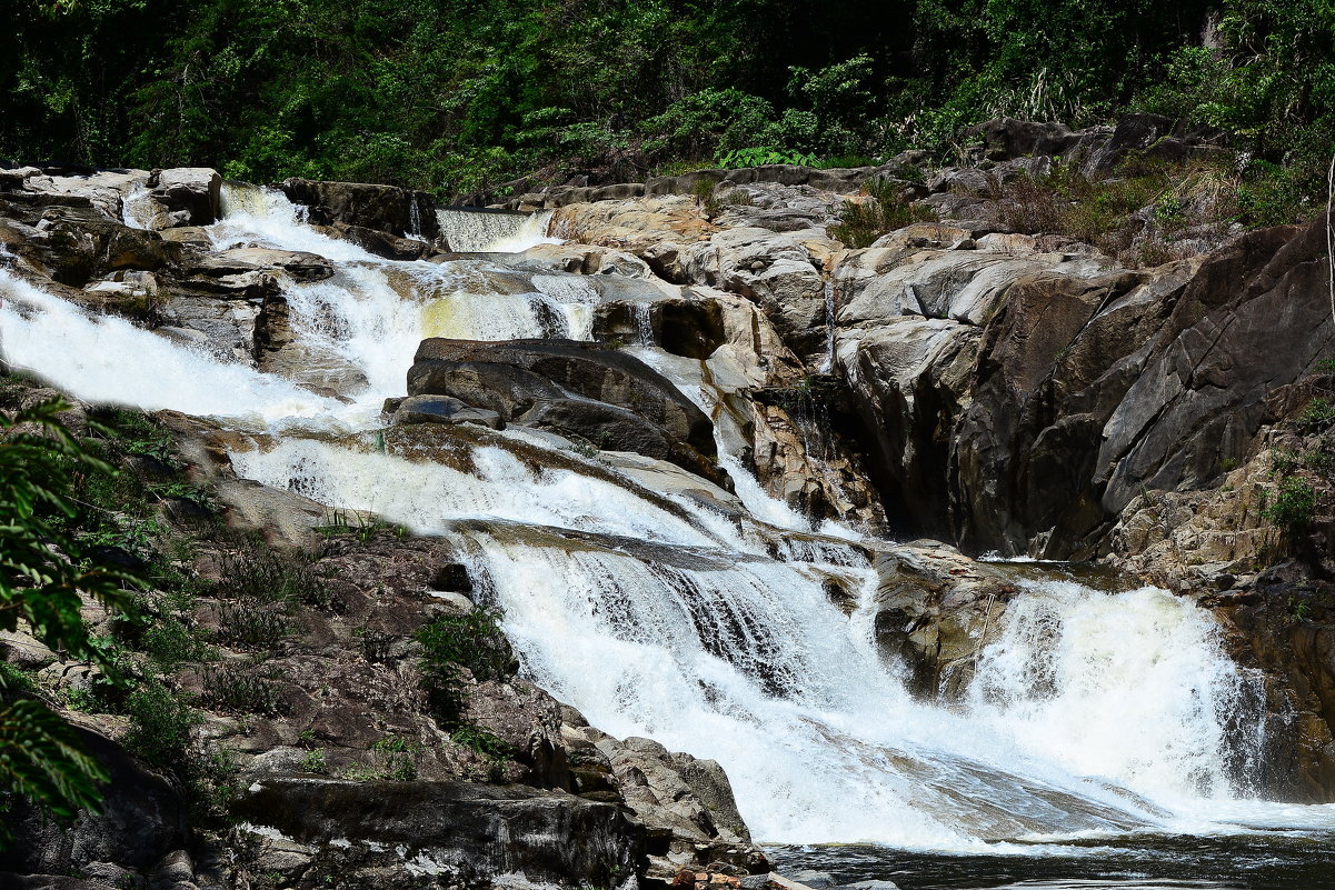 Водопад Янг Бей Вьетнам - Sergey (Apg)